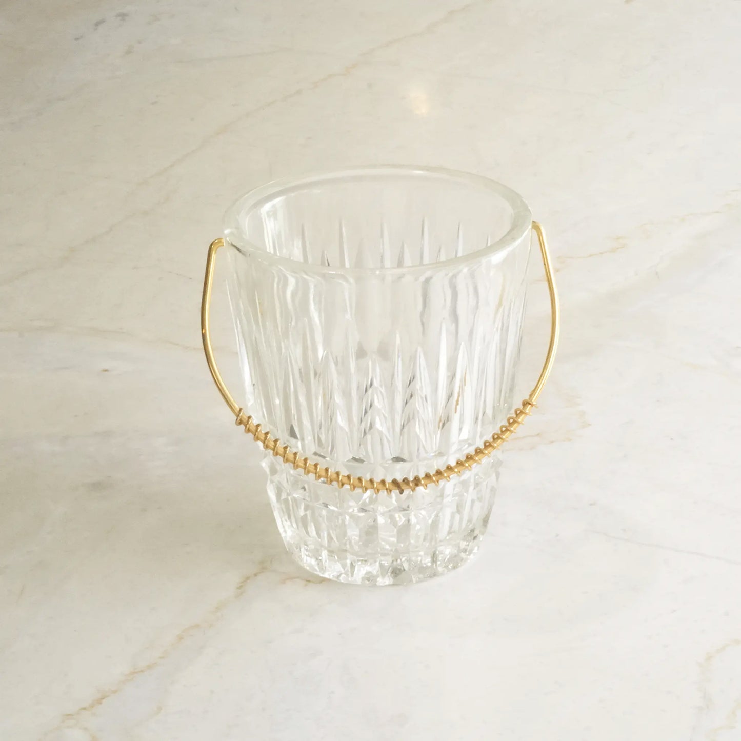VINTAGE ICE BUCKET WITH COIL WIRE HANDLE - DIAMOND PATTERN