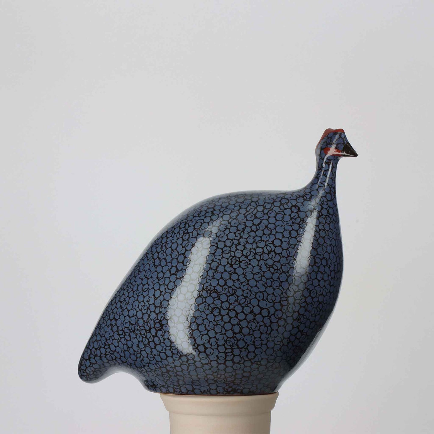 LES CERAMIQUES DE LUSSAN GUINEA FOWL - MEDIUM ELECTRIC BLUE SPOTTED BLACK